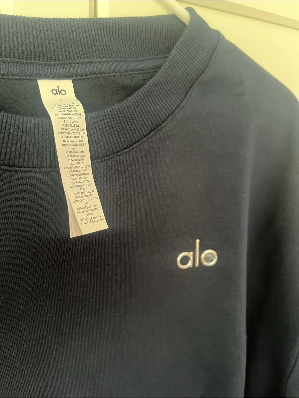 Alo Yoga Accolade Crew Neck Pullover. Navy. Size L NWT